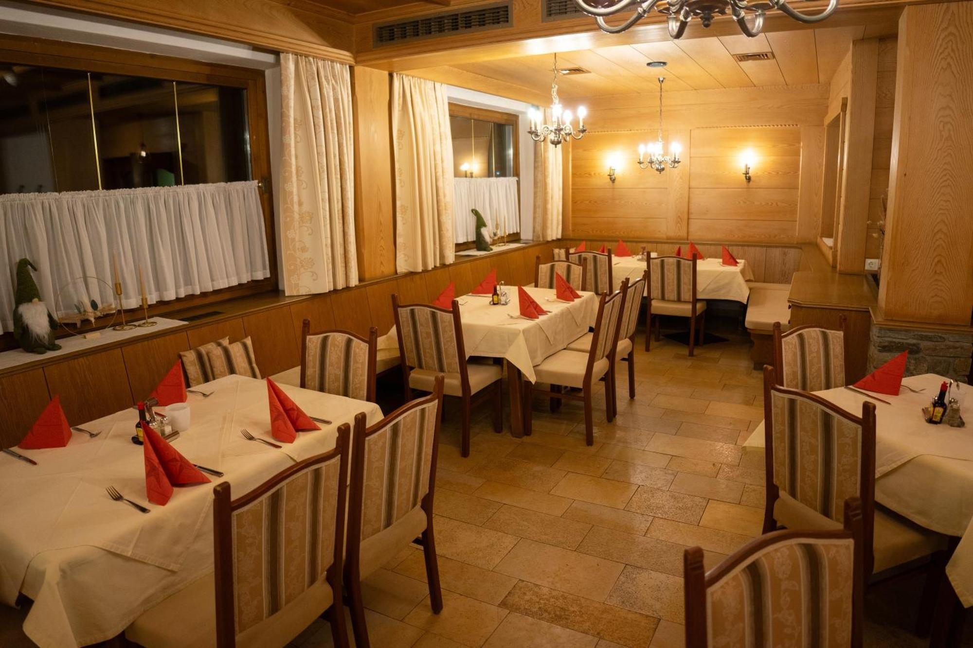 Pettnau Gasthof Schaber מראה חיצוני תמונה