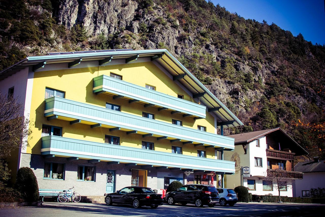 Pettnau Gasthof Schaber מראה חיצוני תמונה
